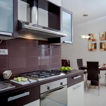 Feriehus Alluring Holiday In With Balcony Stanici